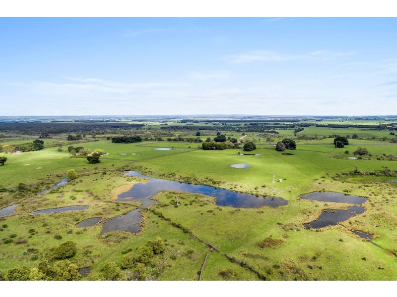 2040 Princes Hwy, Pirron Yallock VIC 3249