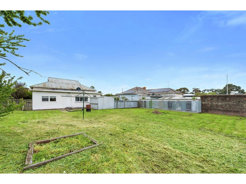 96 Wilson Street, Colac VIC 3250