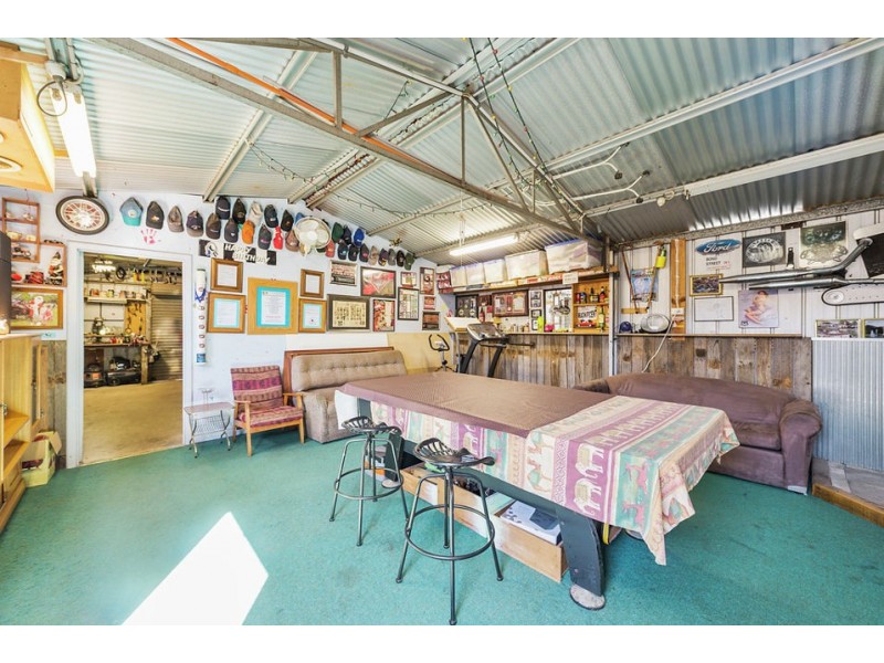 8 Douglas Street, Colac VIC 3250