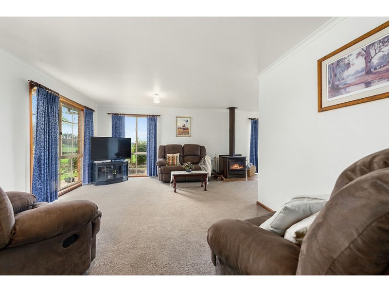 175 Barrys Road, Barongarook West VIC 3249