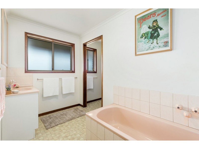 175 Barrys Road, Barongarook West VIC 3249