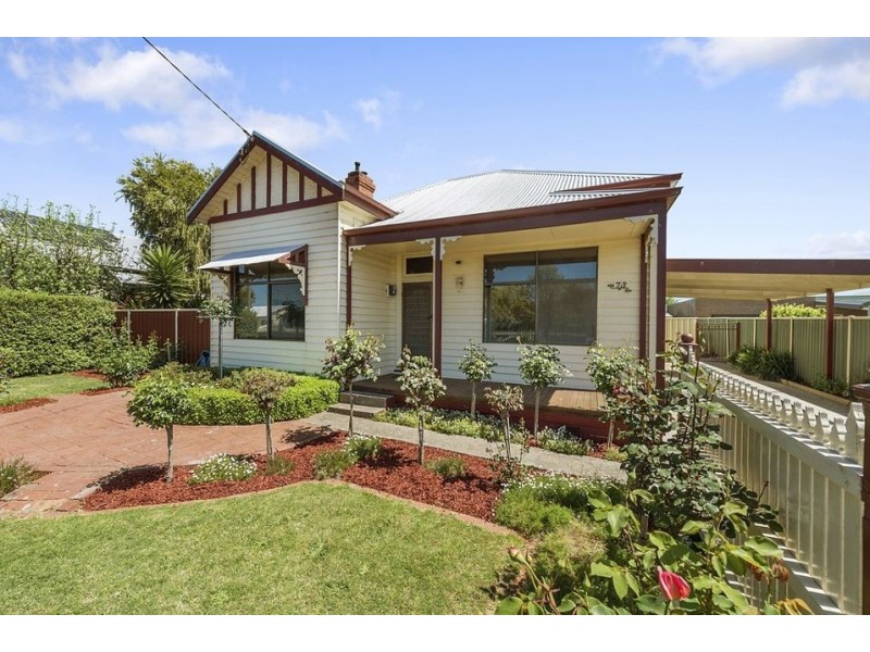 73 Armstrong Street, Colac VIC 3250