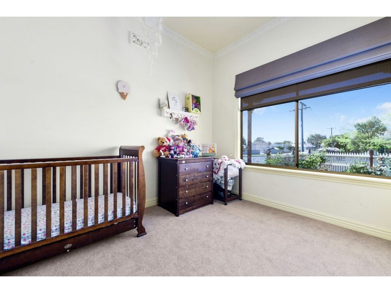 73 Armstrong Street, Colac VIC 3250