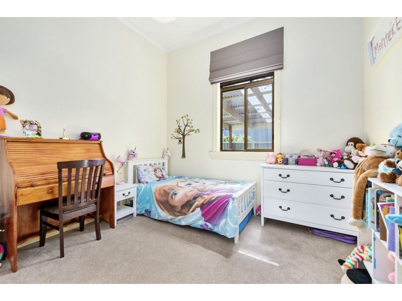 73 Armstrong Street, Colac VIC 3250