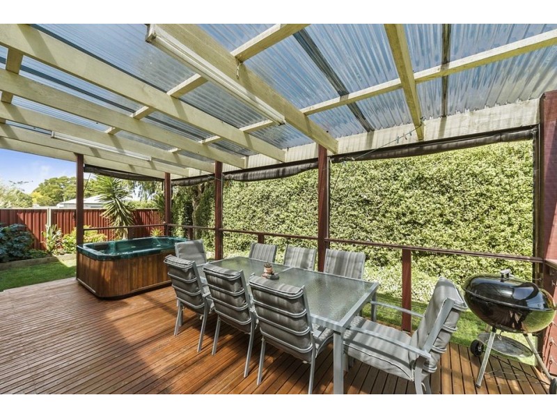 73 Armstrong Street, Colac VIC 3250