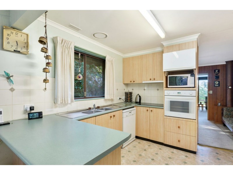 50 Tulloh Street, Elliminyt VIC 3250
