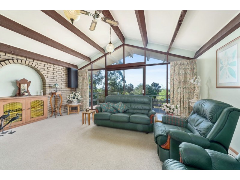 50 Tulloh Street, Elliminyt VIC 3250