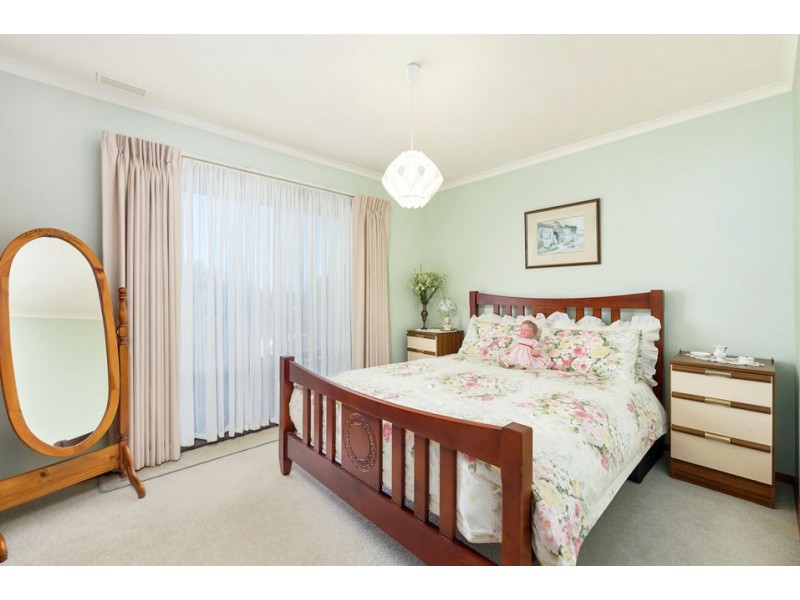50 Tulloh Street, Elliminyt VIC 3250