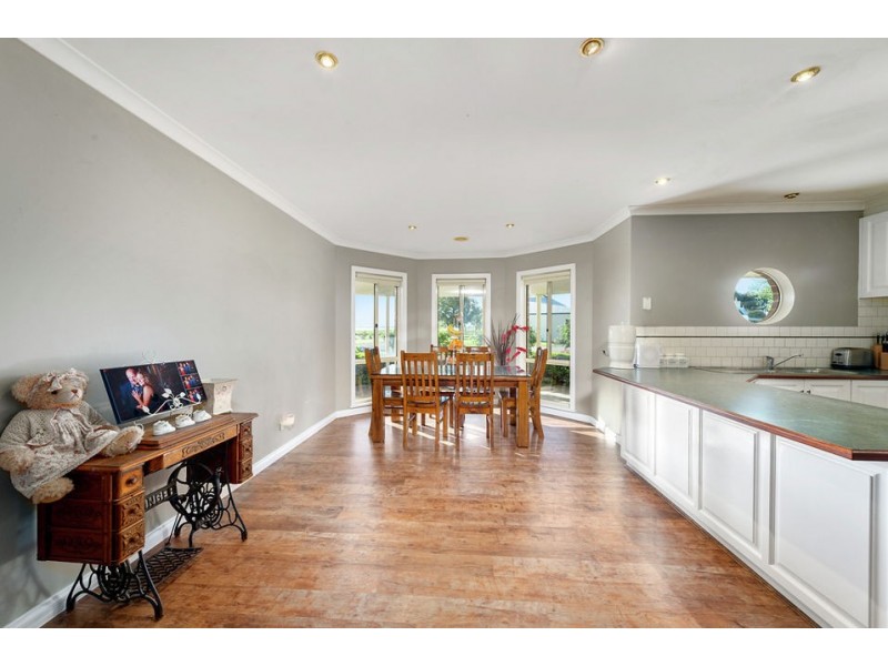 14-16 Coads Lane, Colac VIC 3250