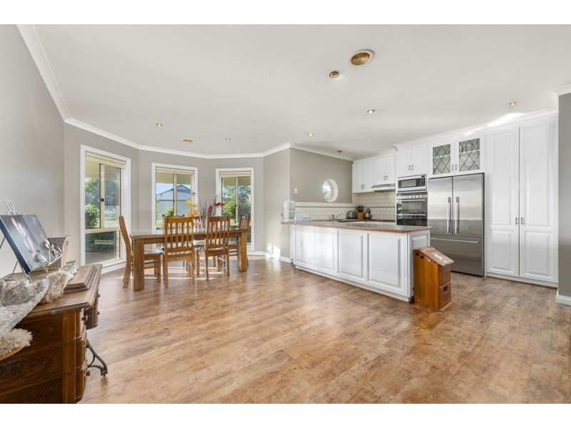 14-16 Coads Lane, Colac VIC 3250