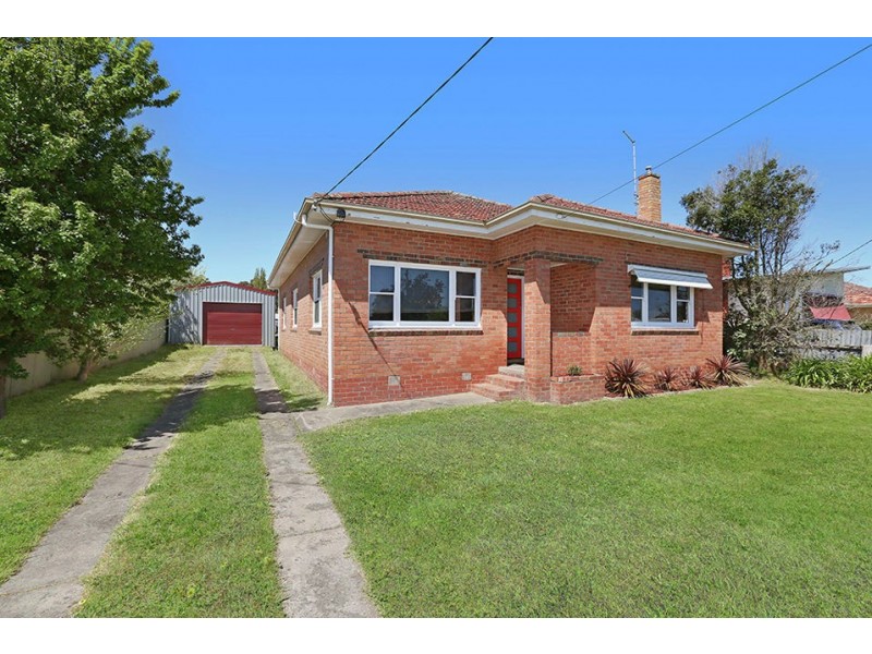 6 Kemp Street, Colac VIC 3250