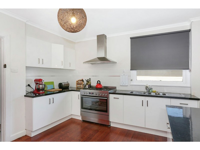 6 Kemp Street, Colac VIC 3250