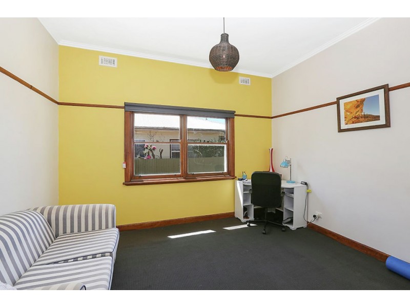 6 Kemp Street, Colac VIC 3250