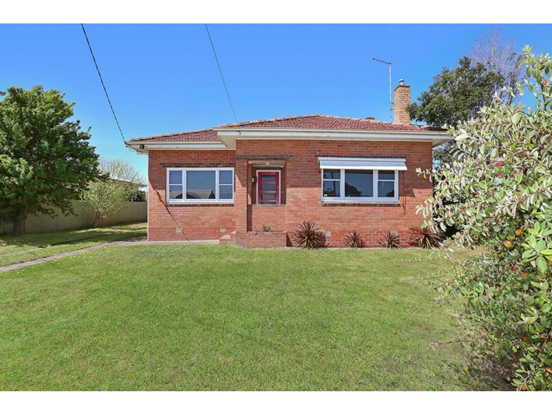 6 Kemp Street, Colac VIC 3250
