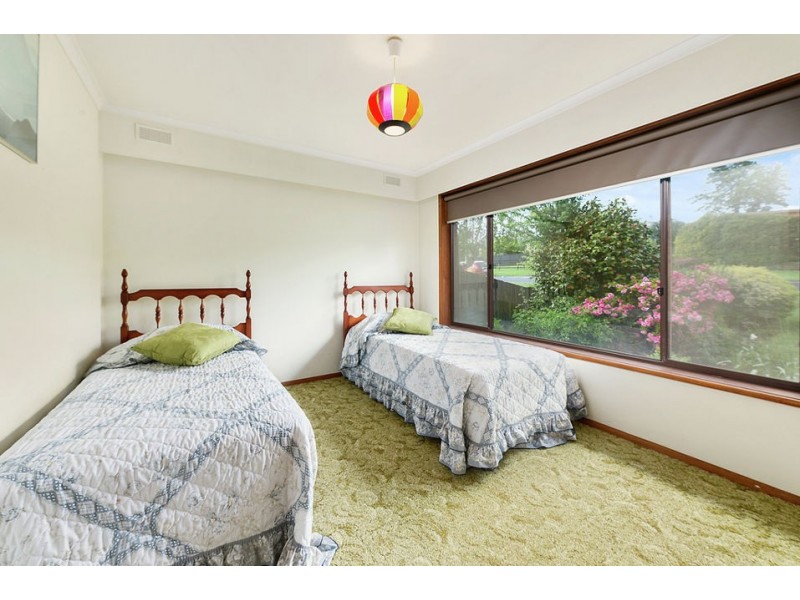 37 Tulloh Street, Elliminyt VIC 3250
