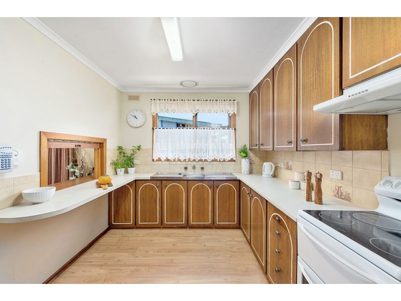 10 John Cresent, Colac VIC 3250