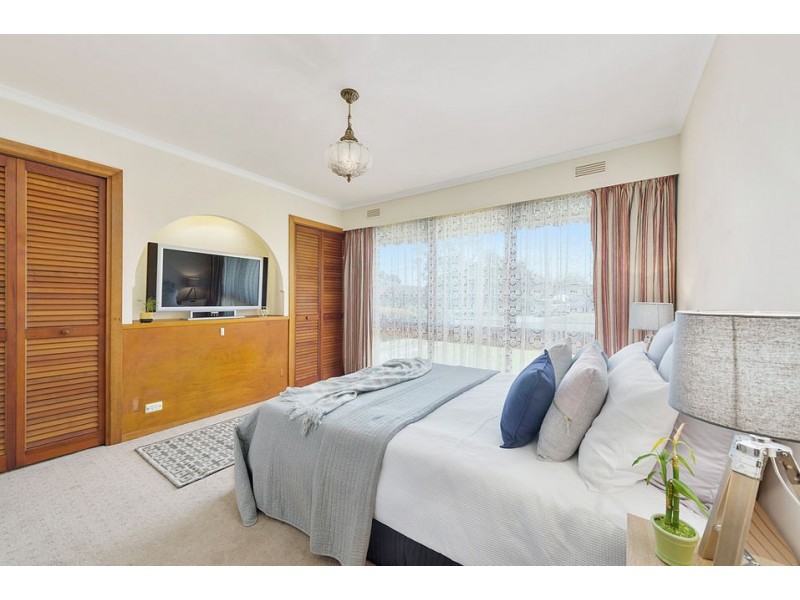 10 John Cresent, Colac VIC 3250
