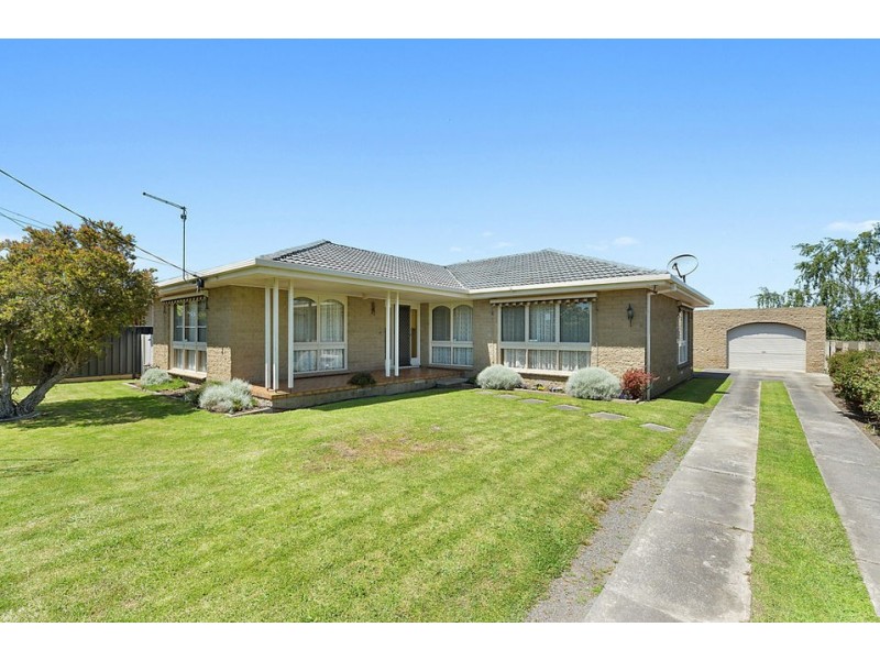 10 John Cresent, Colac VIC 3250