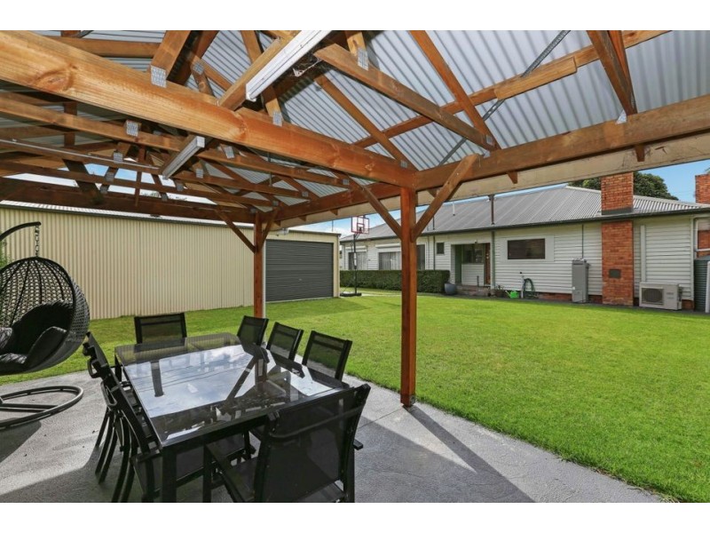 32 Chapel Street, Colac VIC 3250