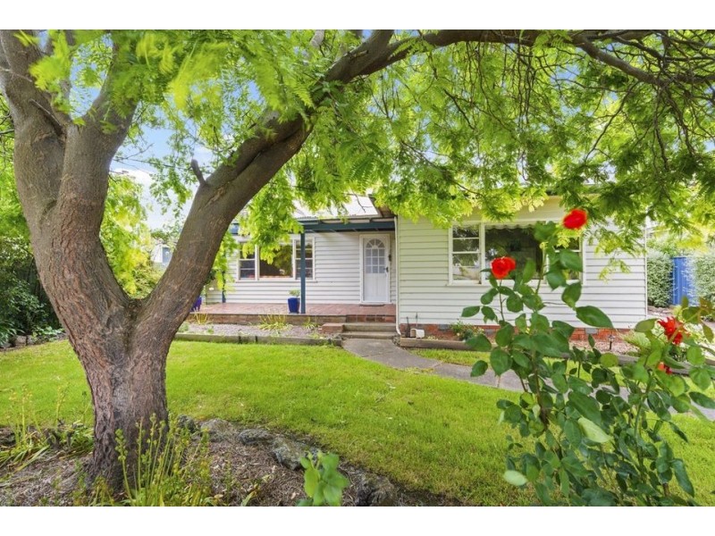 3 Ulverstone Street, Colac VIC 3250