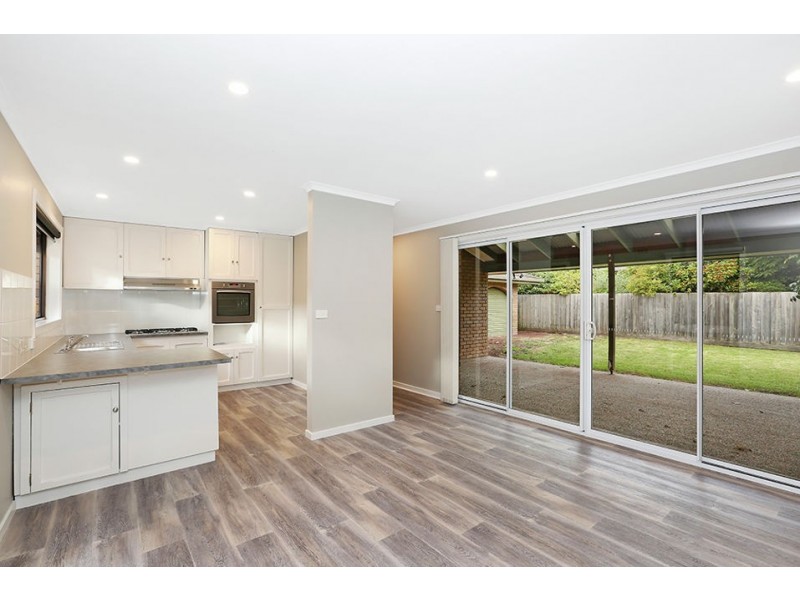 21 Quamby Ave, Colac VIC 3250