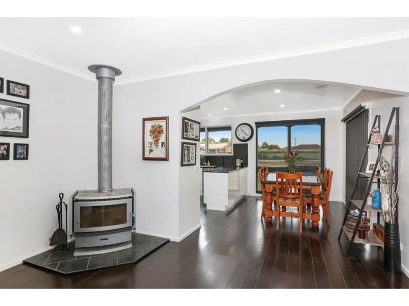 30 Hewitt Street, Colac VIC 3250