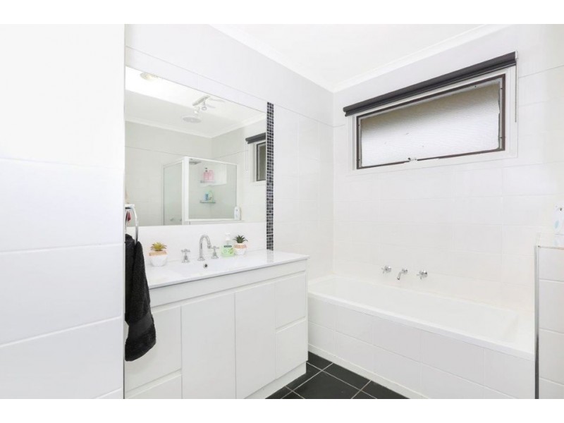 30 Hewitt Street, Colac VIC 3250