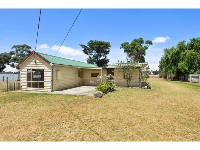 32 New Station Street, Cressy VIC 3322