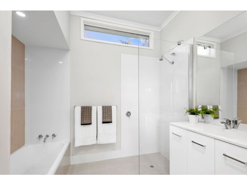 21 Lawrence court, Colac VIC 3250