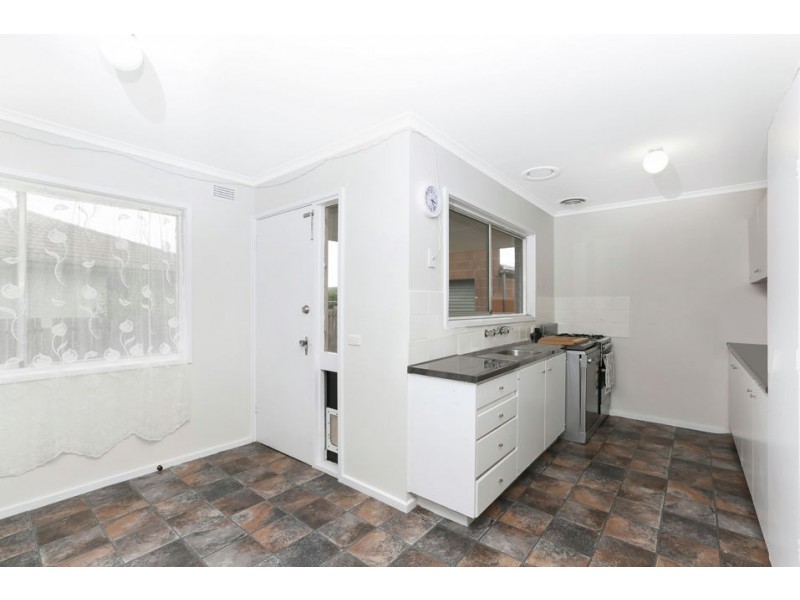 6 Ball Street, Colac VIC 3250
