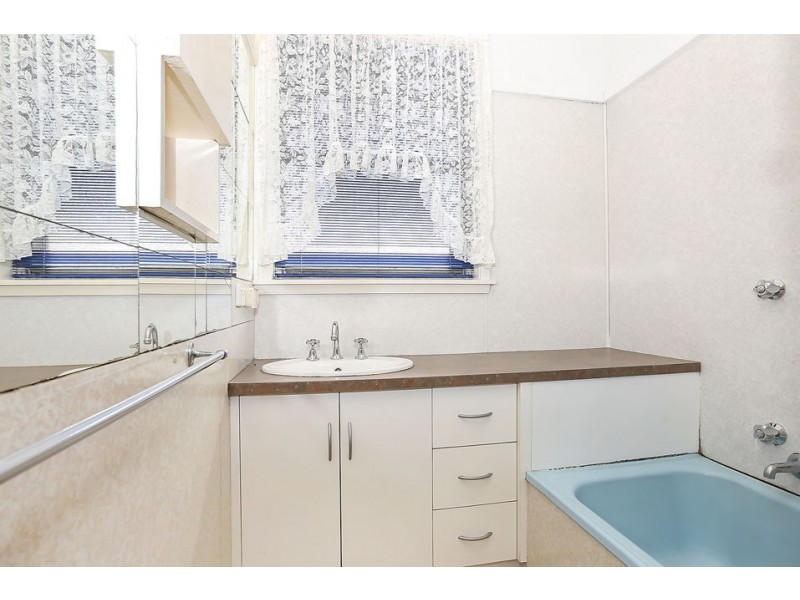 18 Hancock Street, Colac VIC 3250