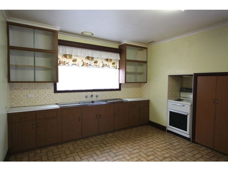 15 Pollack Street, Colac VIC 3250