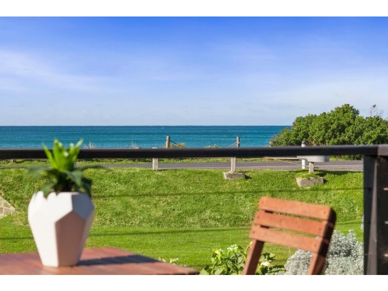 1/221 Great Ocean Road, Apollo Bay VIC 3233