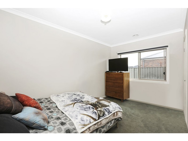 54 Imperial Drive, Colac VIC 3250