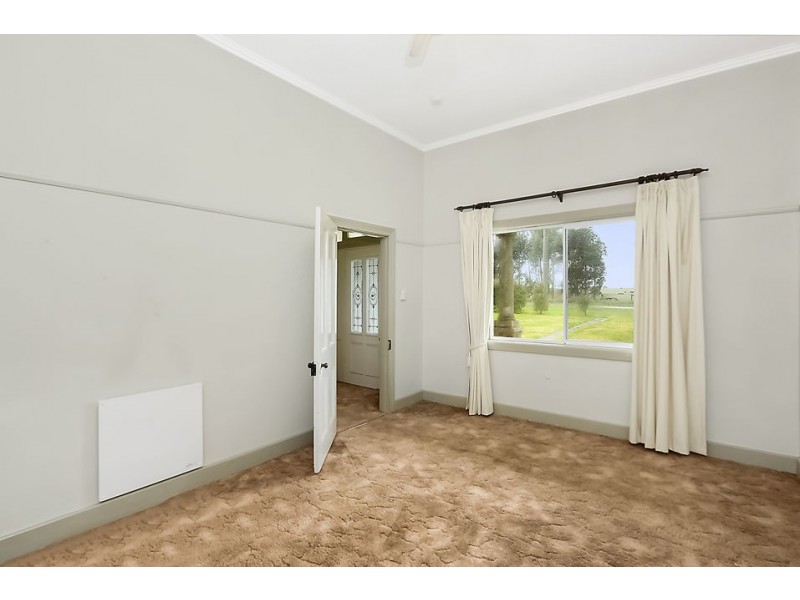 125 Mamre Rd, Nalangil VIC 3249