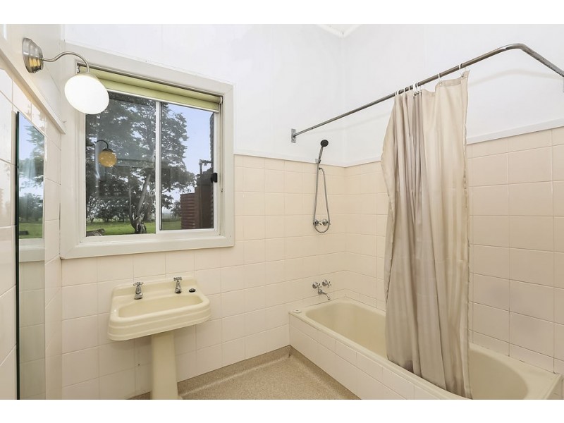 125 Mamre Rd, Nalangil VIC 3249