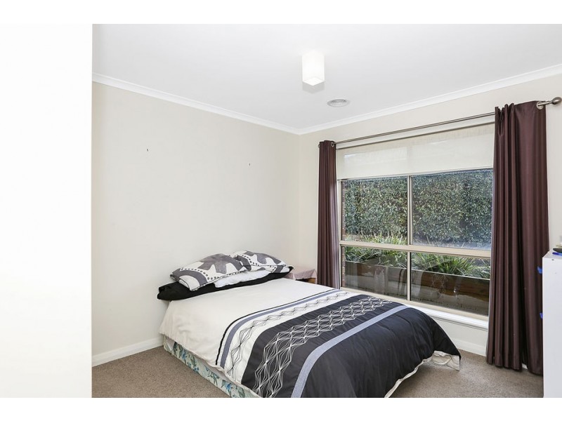 18 Fulford Cresent, Elliminyt VIC 3250