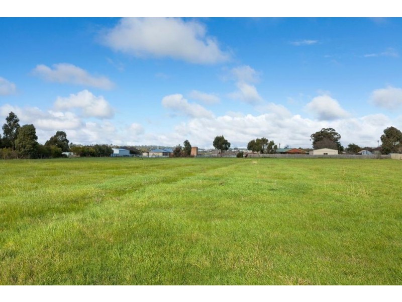 85 Hearn St, Colac VIC 3250