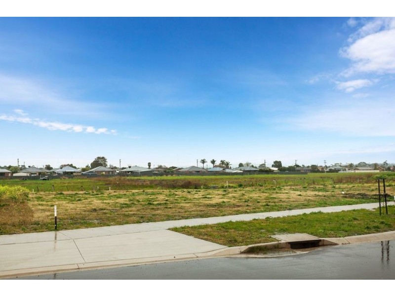 13 Billy Court, Colac VIC 3250