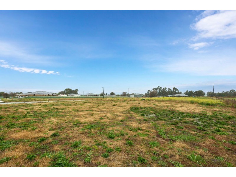 13 Billy Court, Colac VIC 3250