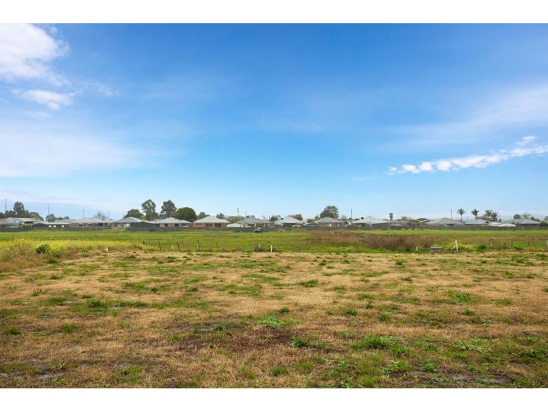 13 Billy Court, Colac VIC 3250