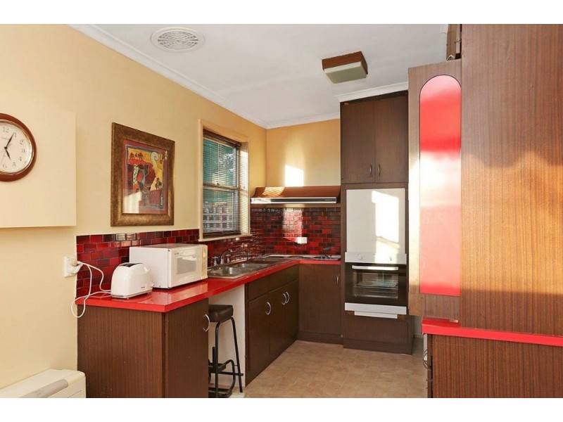 36 Donaldson Street, Colac VIC 3250