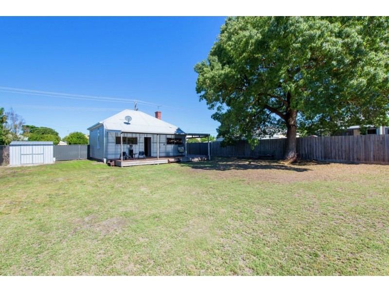 9 Jennings Street, Colac VIC 3250