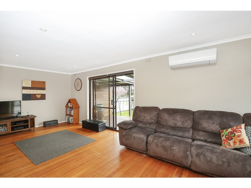 8 Leahy Court, Colac VIC 3250