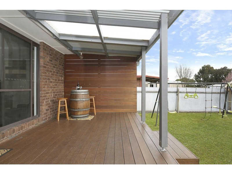 8 Leahy Court, Colac VIC 3250