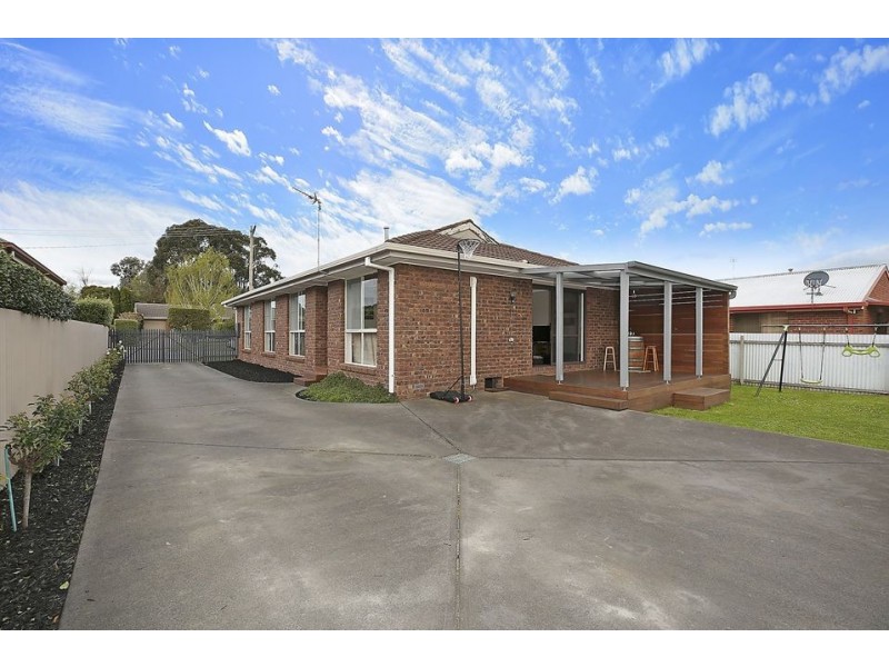 8 Leahy Court, Colac VIC 3250