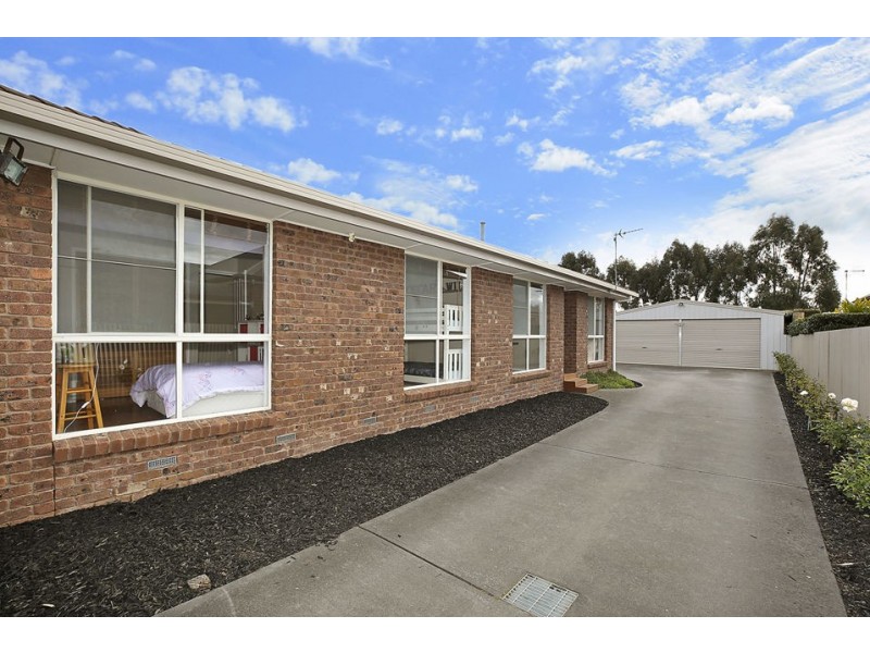 8 Leahy Court, Colac VIC 3250