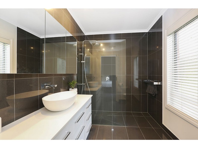 12 Beechy Court, Elliminyt VIC 3250
