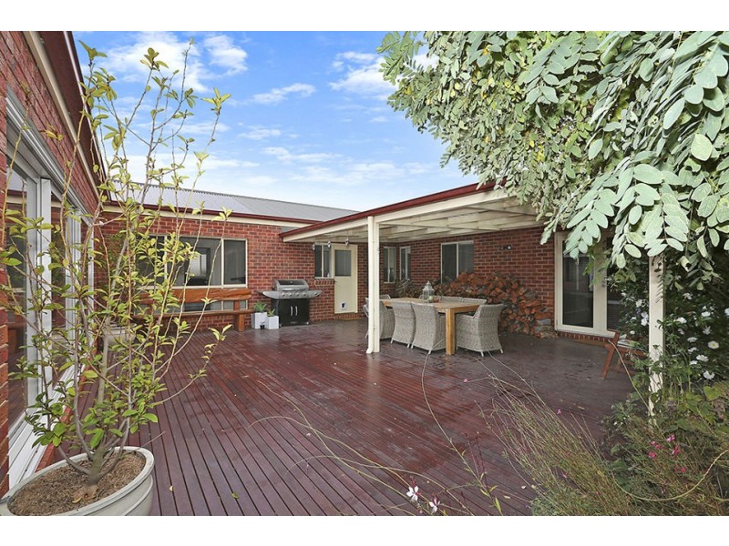 12 Beechy Court, Elliminyt VIC 3250
