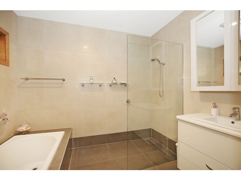 85 Corangamite Lake Road, Colac West VIC 3250